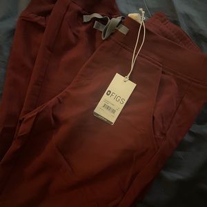 BNWT ZAMORA JOGGERS BURGUNDY